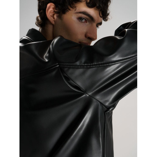 Бомбер из искусственной кожи Univer, черный Бомбер из искусственной кожи Univer, черный