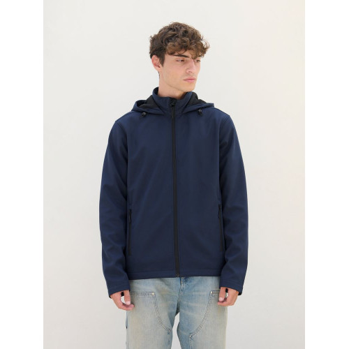 Куртка софтшелл с капюшоном мужская Race Men, темно-синяя Куртка софтшелл с капюшоном мужская Race Men, темно-синяя